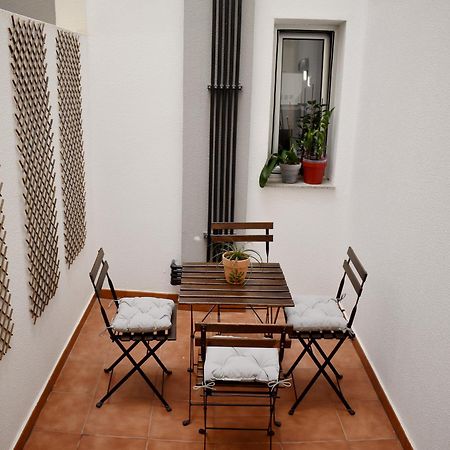 Apartment With A Patio In Las Canteras Las Palmas / Gran Canaria Exterior foto